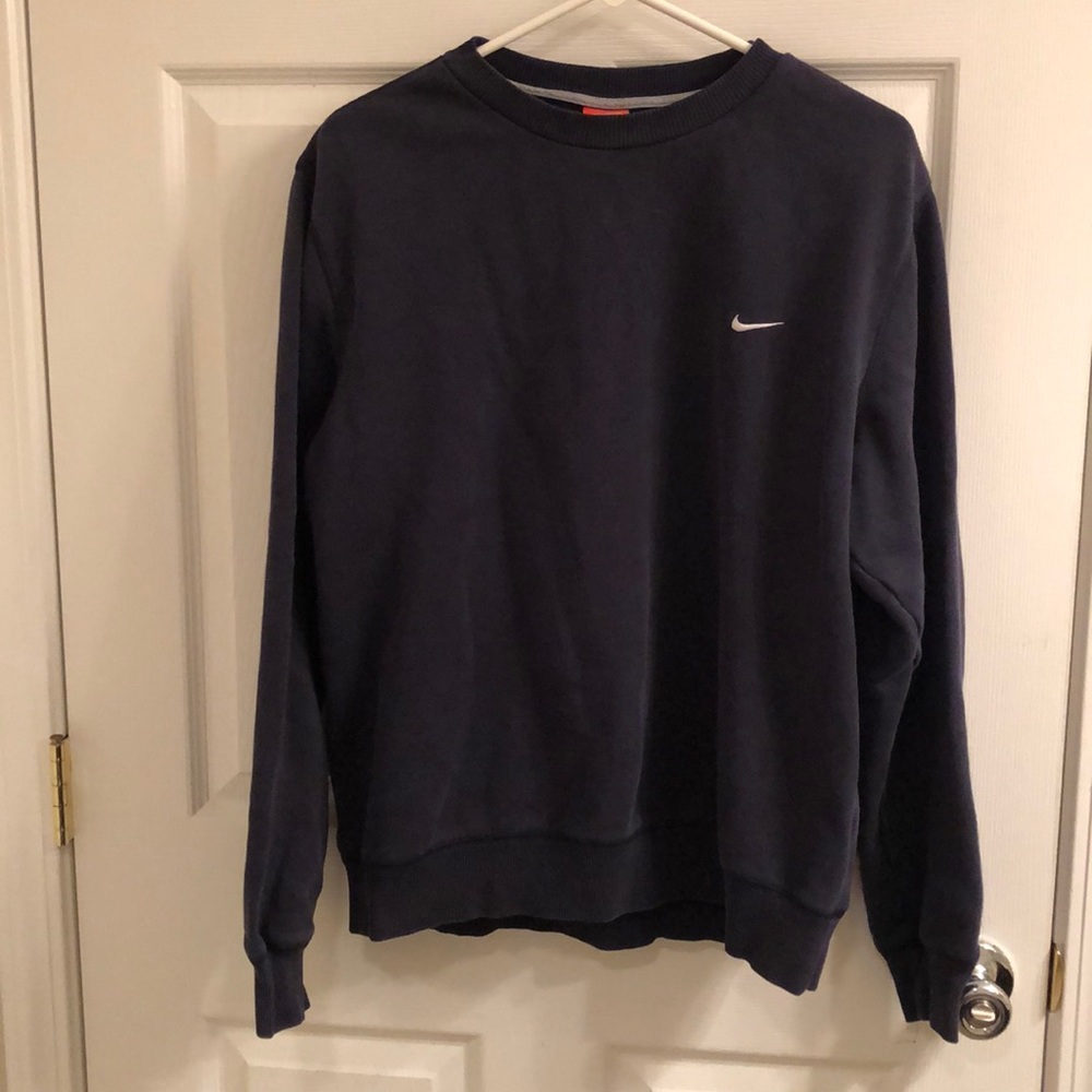Navy blue nike sweatshirt large used good faded